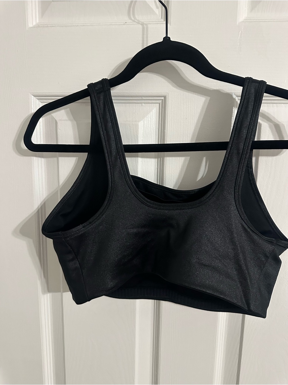 Nike Black Scoop Neck Medium-Support Sports Bra - Picture 2 of 5